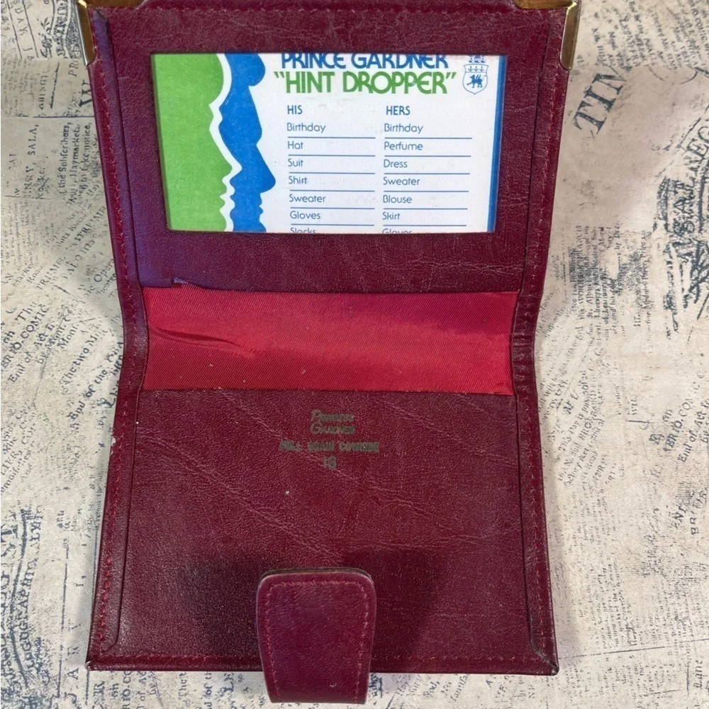 Prince Gardner Vintage card holder